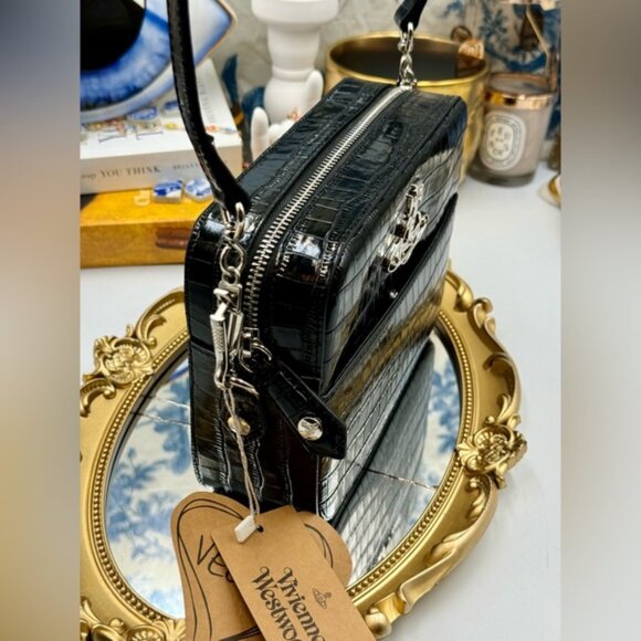 🆕 VIVIENNE WESTWOOD 🧿 NWT Rachel Camera Crossbody Bag - Vegan Croc - AUTH - Picture 4 of 13